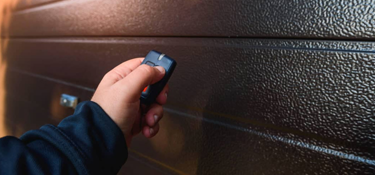 automatic door opener with remote control in North Miami